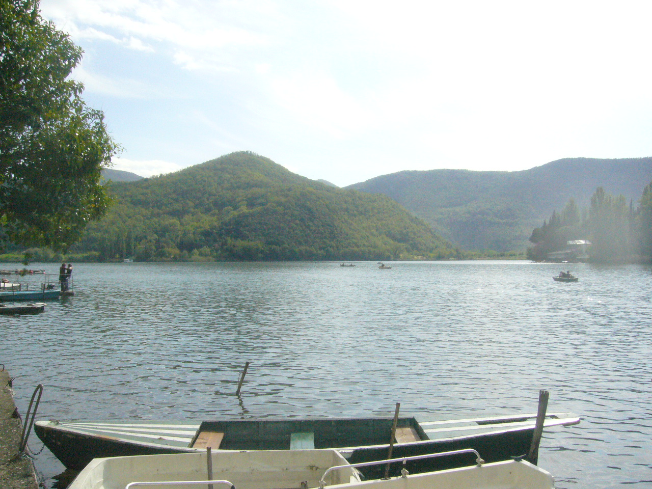 Lago di Piediluco, una distesa di serenità